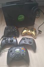 Xbox classic+ verschillende xbox controllers, Spelcomputers en Games, Xbox One, Ophalen of Verzenden, Met 3 controllers of meer