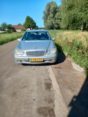 Mercedes-Benz C-Klasse 1.8 C180 Kompr Sedan AUT 2003 Grijs beschikbaar voor biedingen