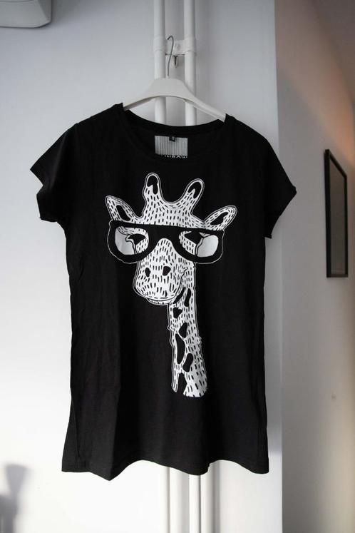 Zwart T-shirt giraffe Rainbow maat 36-38, als nieuw, Kleding | Dames, T-shirts, Zo goed als nieuw, Maat 36 (S), Zwart, Korte mouw