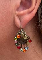 Gekleurde oorbellen van het merk Konplott, Sieraden, Tassen en Uiterlijk, Oorbellen, Overige materialen, Hangers, Overige kleuren
