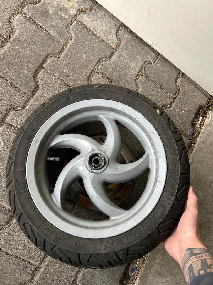 Runner 125-180 voorvelg, Motoren, Tuning en Styling, Ophalen of Verzenden