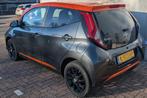 Toyota Aygo 1.0 VVT-i x-JBL Achteruitrijcamera, Navigatie me, Stof, Gebruikt, Euro 6, 4 stoelen