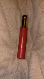 Rare Beauty Lip Oil - Happy - ZGAN!, Lippen, Ophalen of Verzenden, Zo goed als nieuw, Make-up
