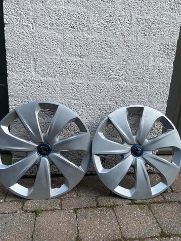 2x Renault Zoe wieldoppen 15 Inch Gebruikt. Goed werkend .  beschikbaar voor biedingen