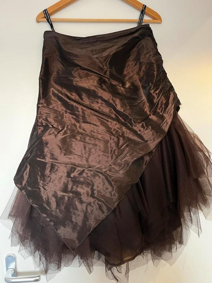 Bruine feestelijke Rok - Linea Raffaelli, Kleding | Dames, Rokken, Zo goed als nieuw, Maat 38/40 (M), Bruin, Knielengte, Ophalen