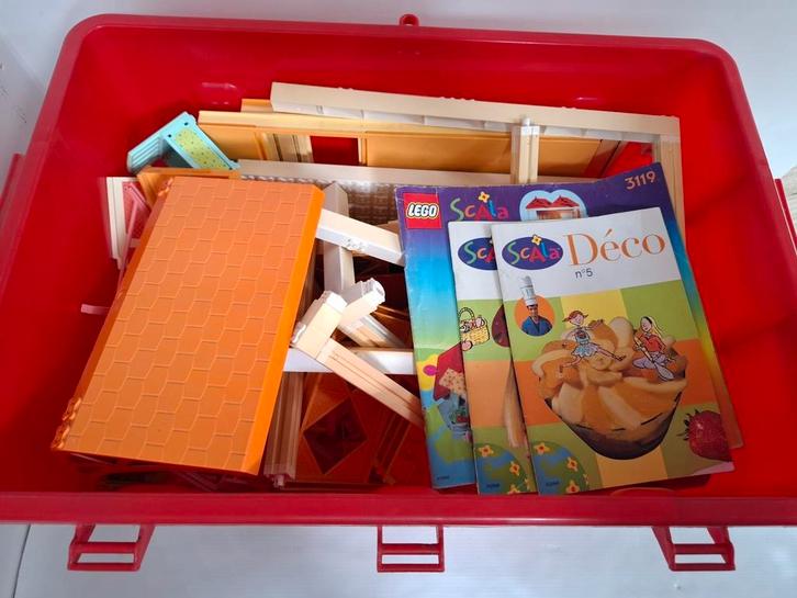 Partijtje onderdelen groot LEGO Scala huis Sunshine Home, Kinderen en Baby's, Speelgoed | Duplo en Lego, Gebruikt, Lego, Losse stenen