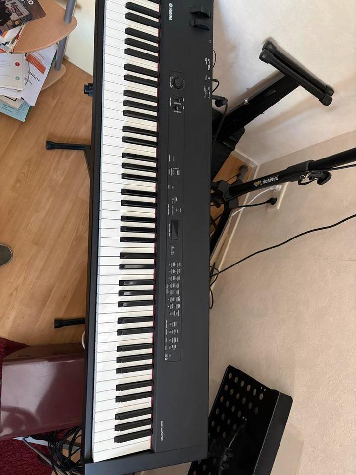 Yamaha CP-33 Stage Piano - Goede Staat - incl. Soft Case, Muziek en Instrumenten, Piano's, Gebruikt, Piano, Zwart, Digitaal, Ophalen