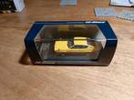 MODELAUTO 1-43 HI-STORY MITSUBISHI CELESTE 2000GT  GEEL, Hobby en Vrije tijd, Modelauto's | 1:43, Ophalen of Verzenden, Zo goed als nieuw