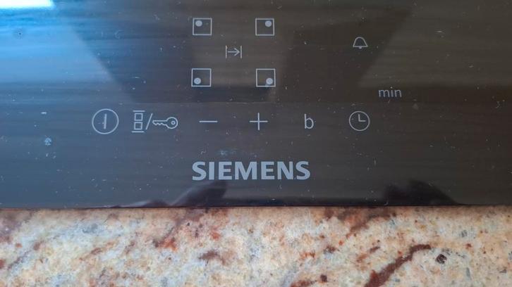 Siemens inductieplaat 81 cm, Witgoed en Apparatuur, Kookplaten, Gebruikt, Inbouw, Inductie, 4 kookzones, Ophalen