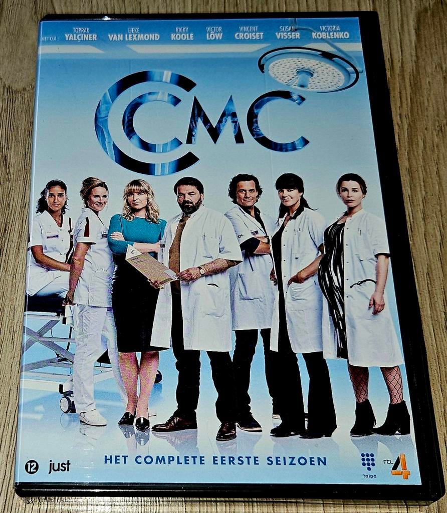 CMC - Het Complete Eerste Seizoen - 3DVD Box, Cd's en Dvd's, Boxset, Drama, Ophalen of Verzenden, Zo goed als nieuw