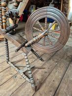 Sierlijke antieke spinnenwiel, opknappertje, Hobby en Vrije tijd, Spinnewielen en Spinnen, Ophalen, Gebruikt, Spinnewiel