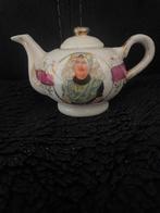 Oud klein Kinderservies Theepotje met afbeelding Vrouw, Antiek en Kunst, Antiek | Servies los, Ophalen