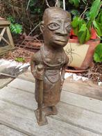 Benin Antiek Bronzen Beeld "Man met Staf" 1 kg zwaar beeld, Ophalen of Verzenden
