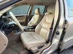 Volvo XC70 2.5T AWD AUT ComfortLine 2004 |Netjes|Thaak|Leder, Auto's, Volvo, Automaat, 1800 kg, Beige, XC70