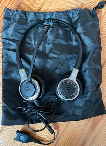 Profes­sionele USB Headset met Microfoon beschikbaar voor biedingen