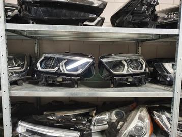 Bmw 1 serie F40 VOL LED koplampen unit beschikbaar voor biedingen
