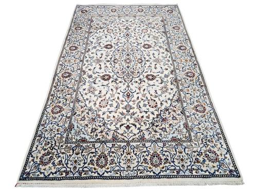 Handgeknoopt Perzisch wol Keshan tapijt medallion 138x215cm, Huis en Inrichting, Stoffering | Tapijten en Kleden, Zo goed als nieuw
