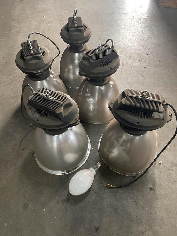 Industriële hanglampen - set van 5, Huis en Inrichting, Lampen | Hanglampen, Gebruikt, 50 tot 75 cm, Metaal, Ophalen