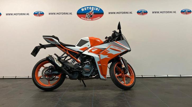 KTM RC 125 (bj 2023), Motoren, Motoren | KTM, Bedrijf, Super Sport, 11 kW of minder, Minimaal motorrijbewijs A1