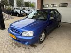 Hyundai ACCENT 1.3i 5-deurs airco 2e eigenaar APK 12-26, Gebruikt, 4 cilinders, Blauw, Bedrijf