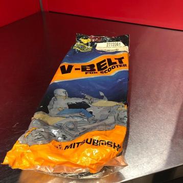 YAMAHA XC300-XMAX 250 / TRANSMISSIE RIEM / V-SNAAR NIEUW beschikbaar voor biedingen