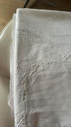 Tafellaken wit handwerk 2.55 bij 1.75 breed, Ophalen of Verzenden, Nieuw, Rechthoek