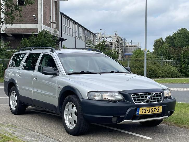 Volvo V70 Cross Country 2.4 T XC70 AWD | Cross Country | Aut, Auto's, Volvo, Bedrijf, Te koop, V70, 4x4, ABS, Airbags, Airconditioning