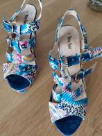 Vrijwel nieuwe superleuke plateau sandalen maat 38, Ophalen of Verzenden, Zo goed als nieuw, Sandalen of Muiltjes