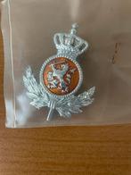 Te koop embleem pet marechaussee, Ophalen of Verzenden, Marechaussee, Nederland, Embleem of Badge