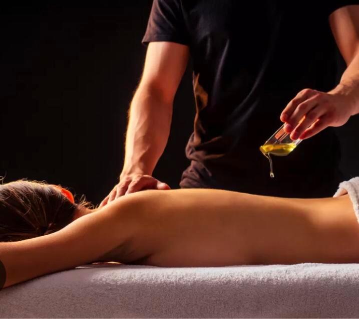 Ontspannings massage voor vrouwen en mannen, Diensten en Vakmensen, Welzijn | Masseurs en Massagesalons, Ontspanningsmassage