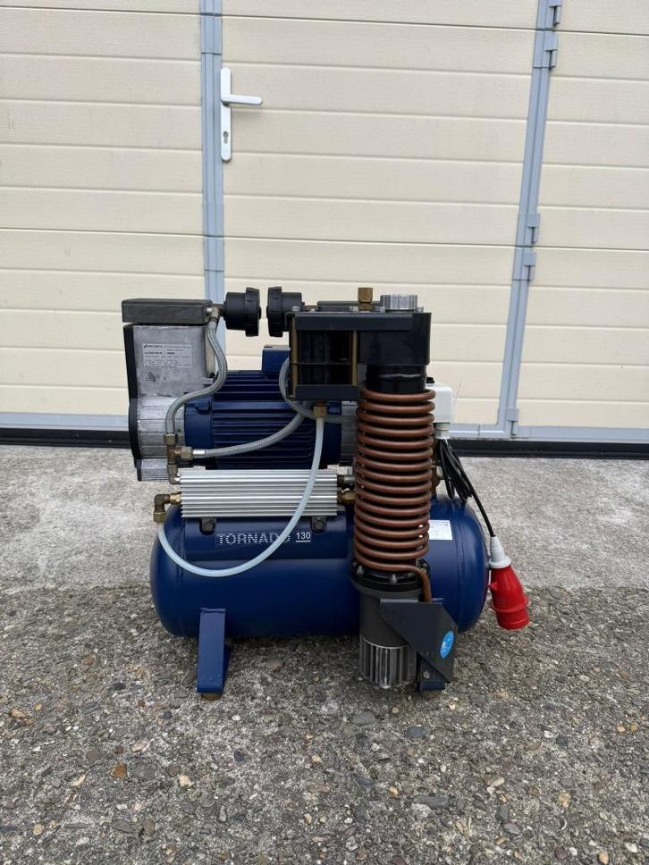 Mr Dental l Durr Dental Tornado 130  l Compressor l Tandarts, Diversen, Verpleegmiddelen, Gebruikt, Ophalen of Verzenden