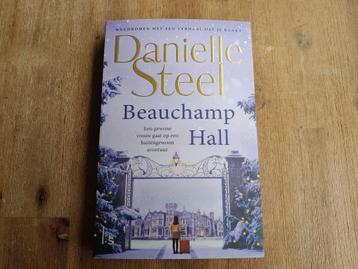 Danielle Steel/ Beauchamp Hall beschikbaar voor biedingen