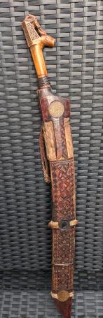 Dayak Borneo zwaard tribal Indonesië, Antiek en Kunst, Kunst | Niet-Westerse kunst, Ophalen of Verzenden