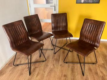 Set van 4 bruine eetkamerstoelen met zwarte metalen poten beschikbaar voor biedingen