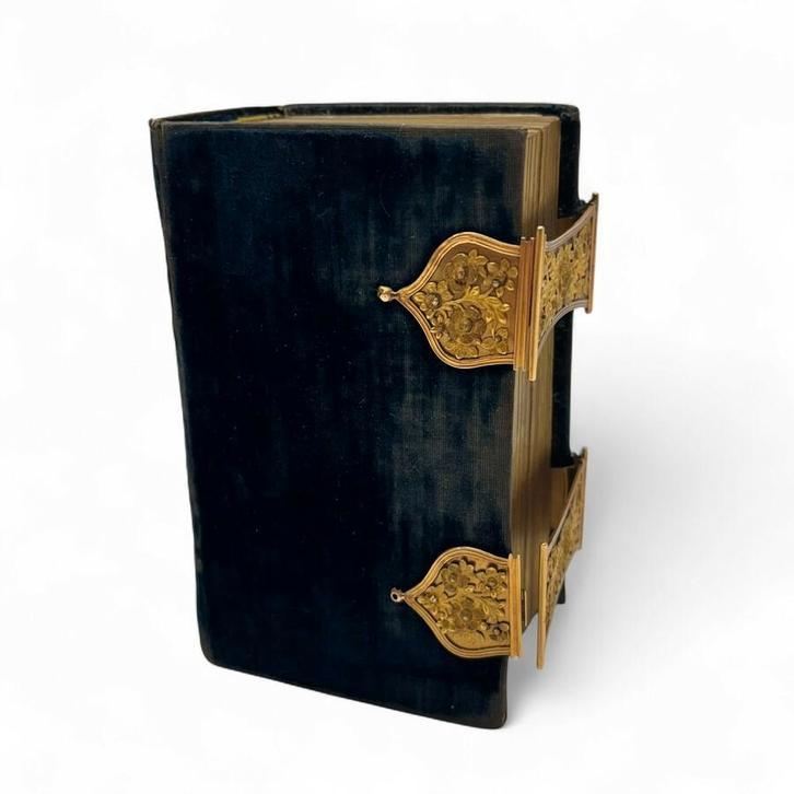Antieke bijbel met gouden sloten, Hendrik Adama 1856, Antiek en Kunst, Antiek | Boeken en Bijbels, Ophalen of Verzenden
