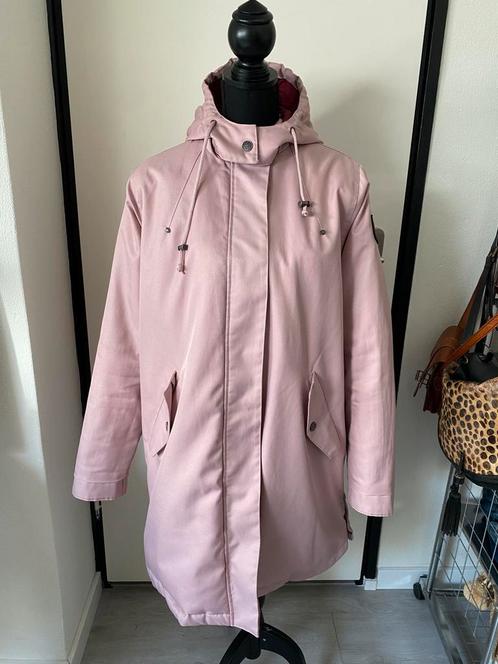 Mooie winterjas roze van Derbe maat 44, Kleding | Dames, Jassen | Winter, Zo goed als nieuw, Maat 46/48 (XL) of groter, Roze, Ophalen of Verzenden