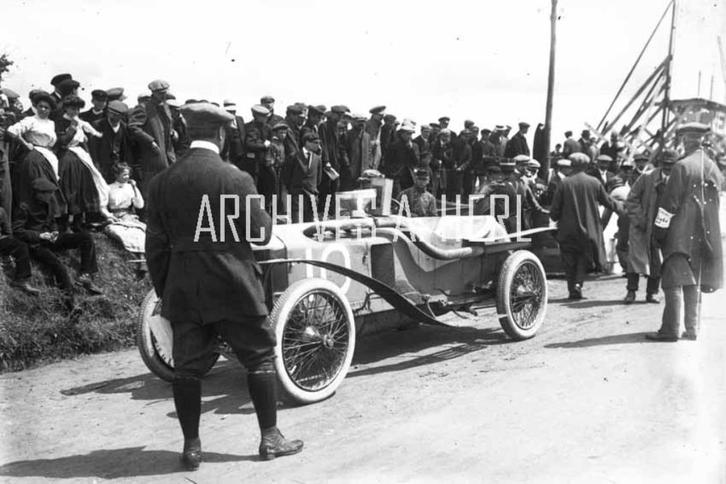 Bablot factory racer refueling 1911 French Grand Prix foto, Verzamelen, Automerken, Motoren en Formule 1, Nieuw, Auto's, Verzenden