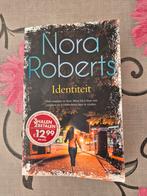 Nora Roberts - Identiteit, Ophalen of Verzenden