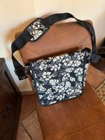 Zwart/wit gebloemde schoudertas, laptoptas, kleineschooltas, Ophalen of Verzenden, Zo goed als nieuw, Zwart, Overige merken