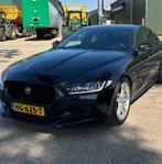 Jaguar XE 2.0D SPORT AUT 2015 Zwart, Auto's, Jaguar, Achterwielaandrijving, 1800 kg, 4 cilinders, 24 km/l