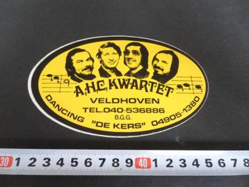 sticker Veldhoven A,H,C, KWARTET  Dancing DE KERS  Geel  beschikbaar voor biedingen