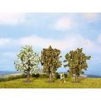 Heki 9319 3 bloeiende bomen  H0, Overige merken, Natuur, Gelijkstroom of Wisselstroom, Nieuw