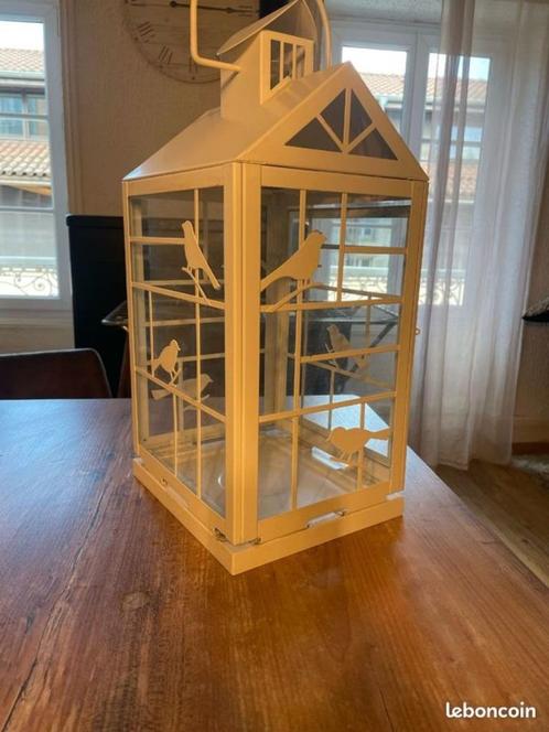 Grote metalen lantaarn met vogels voor binnen/buiten, Huis en Inrichting, Woonaccessoires | Kandelaars en Kaarsen, Kandelaar, 25 tot 50 cm