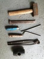Een moker, 2 x voegspijker, steenbeitel en nijptang, Doe-het-zelf en Verbouw, Gereedschap | Handgereedschap, Ophalen of Verzenden