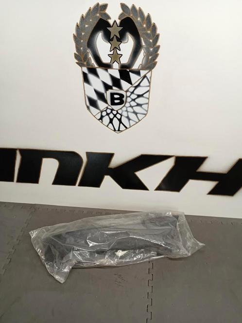 BMW E30 Stootlijst voorbumper links 51111888273 Nieuw, Auto diversen, Overige Auto diversen, Ophalen of Verzenden