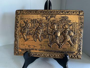 Bruintje Beer ( Rupert Bear)2x Koper & Brons wandborden 1930 beschikbaar voor biedingen