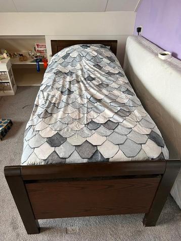 Bed verstelbaar 200x80cm beschikbaar voor biedingen