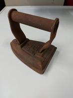 Strijkijzer van vroeger (wij versturen niet), Antiek en Kunst, Antiek | Gereedschap en Instrumenten, Ophalen
