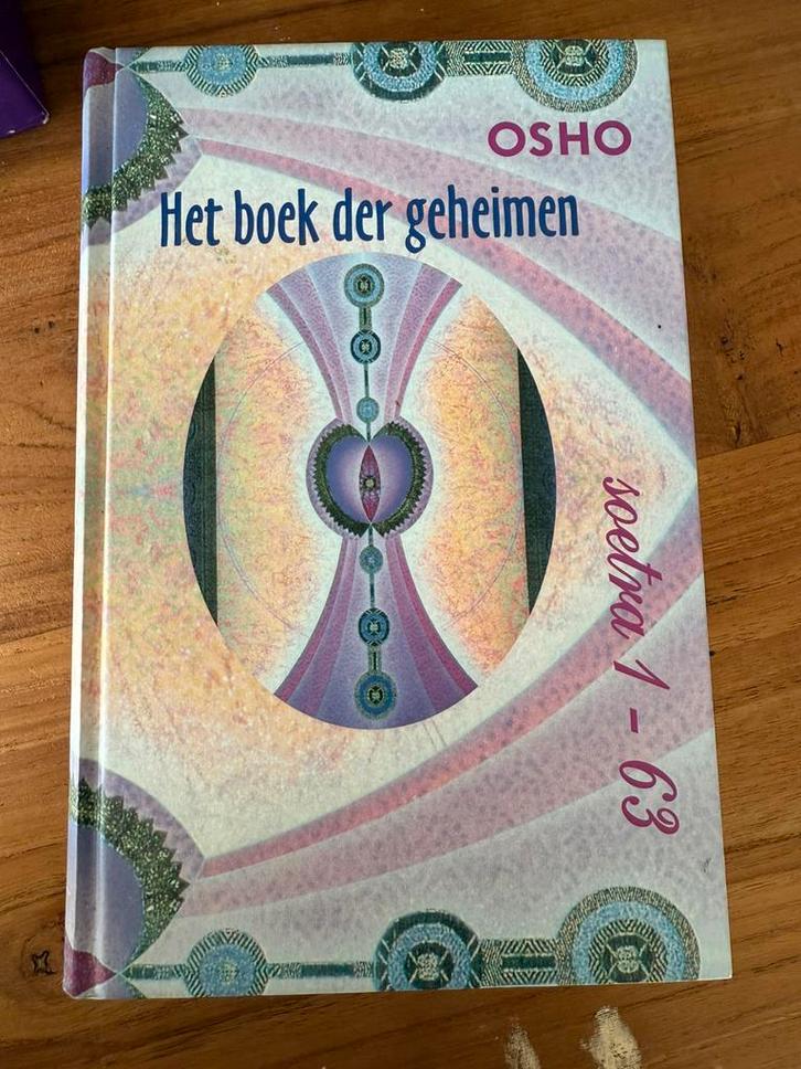 Osho - Het boek der geheimen - soetra 1 - 63, Boeken, Esoterie en Spiritualiteit, Ophalen of Verzenden