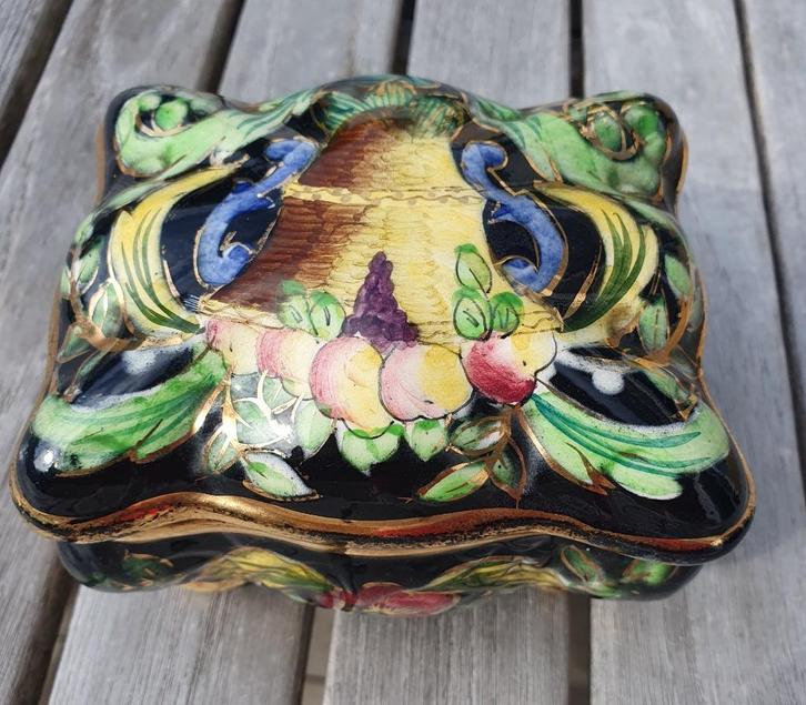 Keramiek juwelendoosje Hubert Bequet stijl, Antiek en Kunst, Antiek | Keramiek en Aardewerk, Ophalen of Verzenden